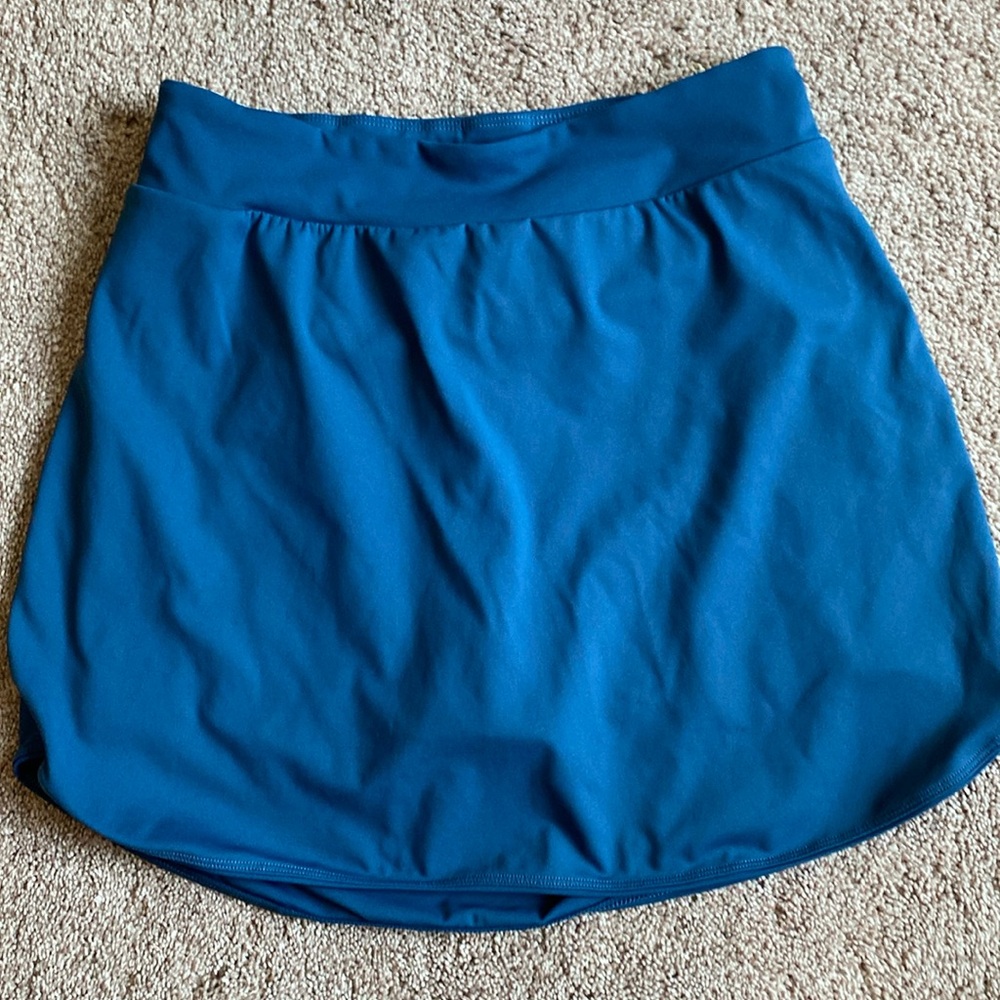 Women’s Halara Athletic Skirt/Skort.Size Small. Dark Teal